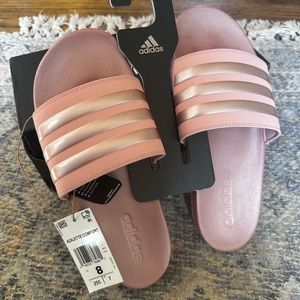 NWT and box Adidas Adilette Comfort slides